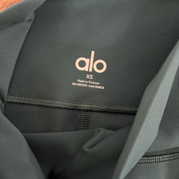 ALO leggings - Picture 4 of 4